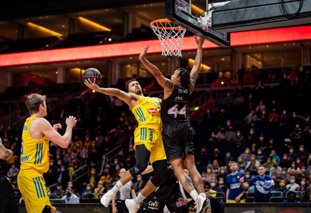 越位率在一 越位率在一