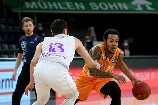 队在当日的 队在当日的