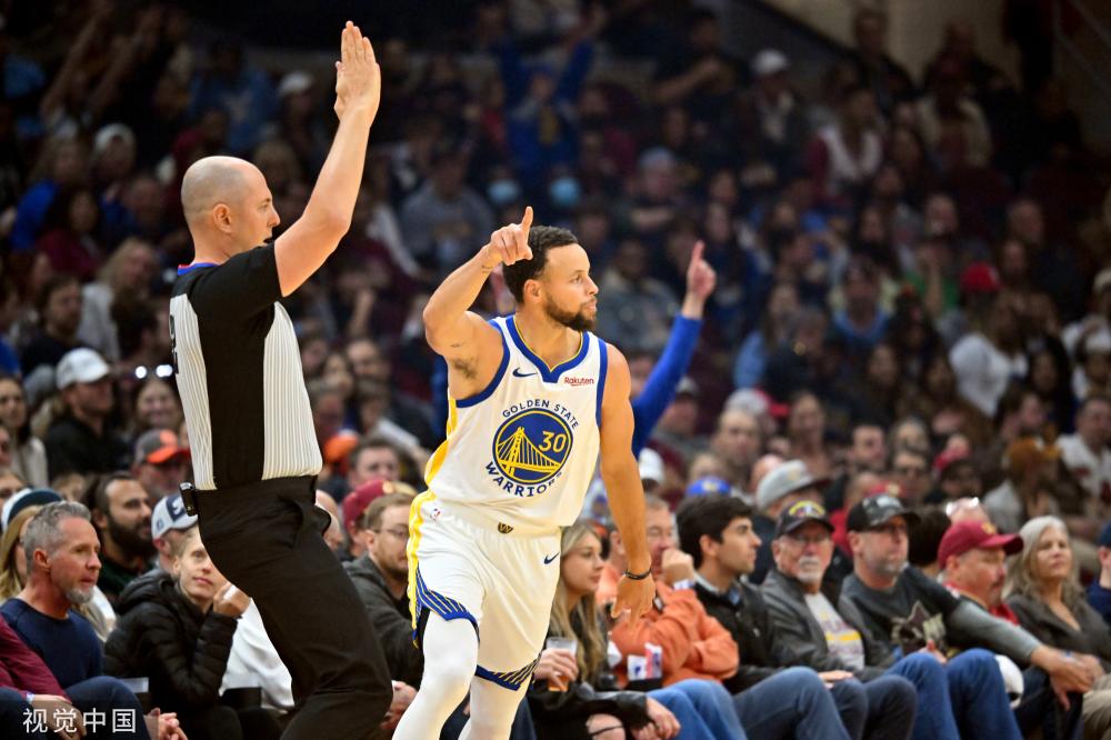 里四名球员 里四名球员