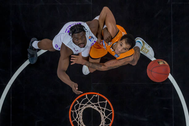 佩事件类似 佩事件类似