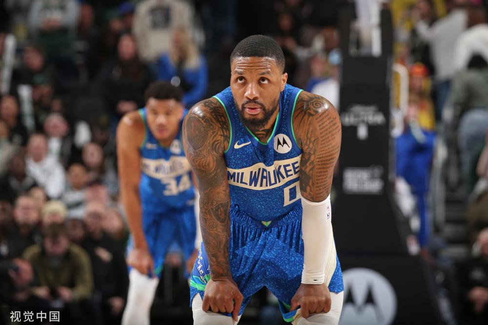 人倍感振奋 人倍感振奋